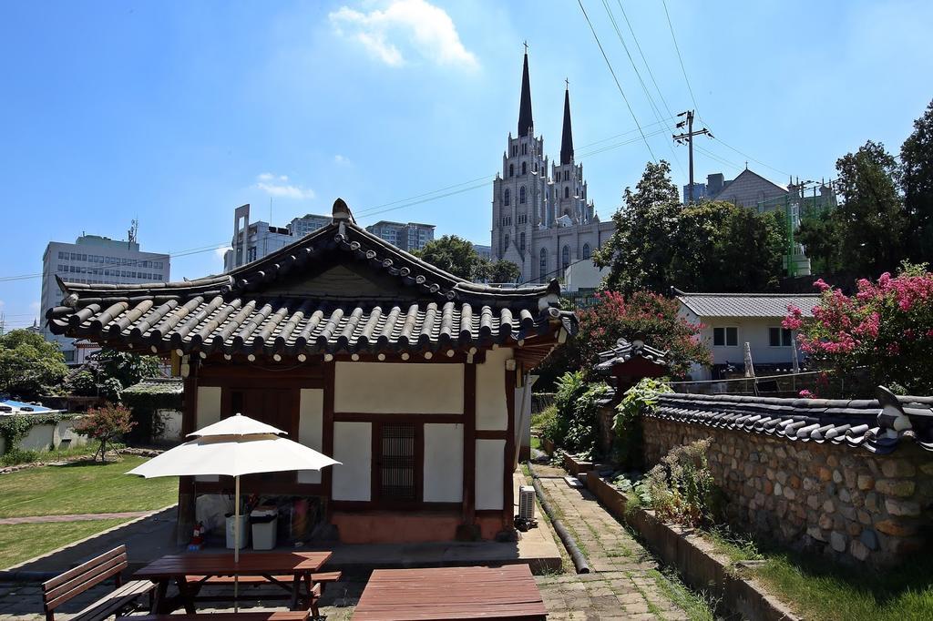 Former Guamseowon Hanok Guesthouse Tegu Exteriér fotografie