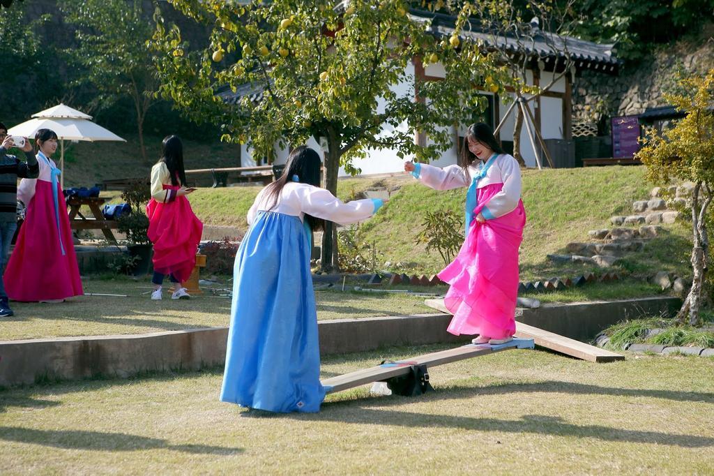 Former Guamseowon Hanok Guesthouse Tegu Exteriér fotografie