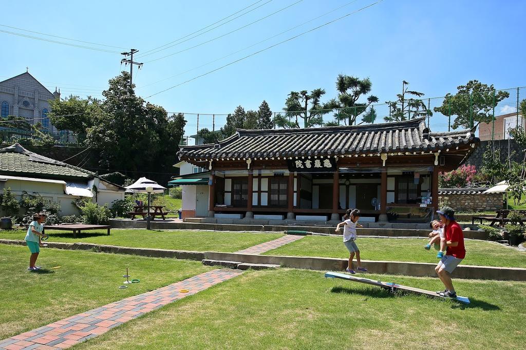 Former Guamseowon Hanok Guesthouse Tegu Exteriér fotografie